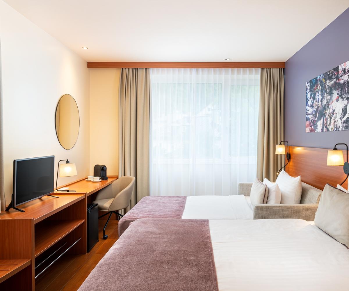 Leonardo Hotel Salzburg City Center Exterior photo